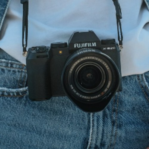 Lees hier alles over de ideale reispartner: Fujifilm X-S20.