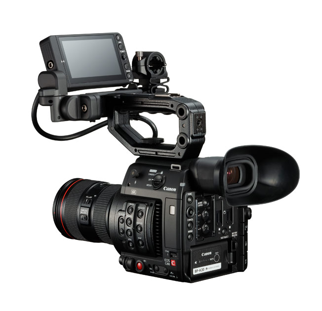 Canon EOS C200 + 24-105mm F4 IS USM II
